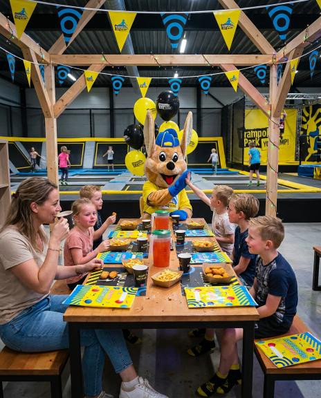 Kinderfeestje trampolinepark You Jump met Jumpy